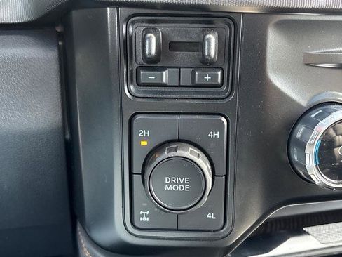 Used 2024 Ford F350 Platinum image 16
