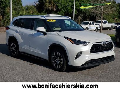 Used 2021 Toyota Highlander XLE