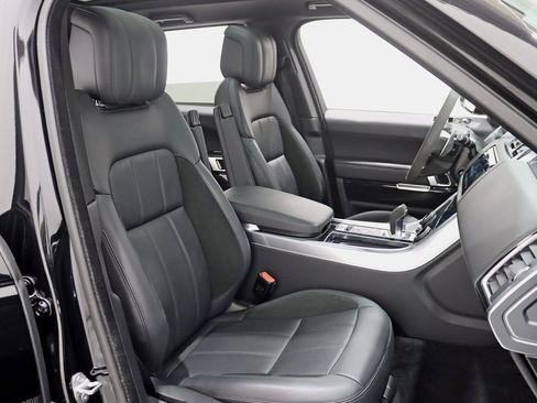 Used 2022 Land Rover Range Rover Sport HST image 27