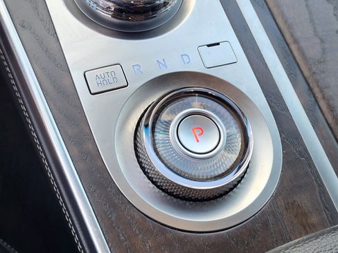 Used 2024 Genesis GV80 2.5T image 25