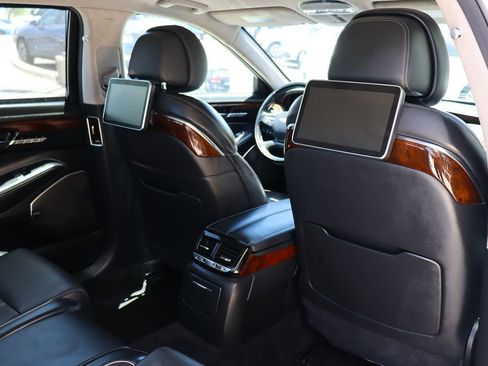 Used 2019 Genesis G90 5.0 Ultimate RWD image 29