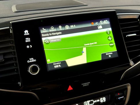 Used 2021 Honda Pilot Touring image 32