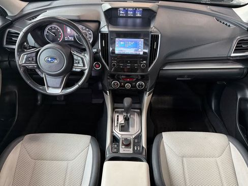 Used 2020 Subaru Forester Premium AWD/4WD image 3