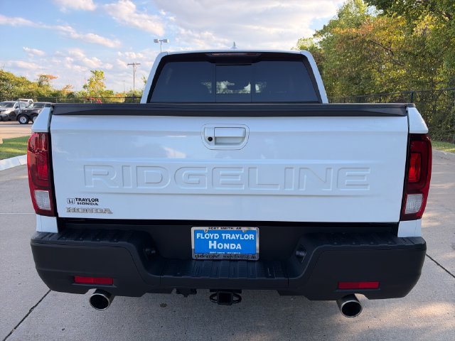 Certified 2025 Honda Ridgeline RTL image 4