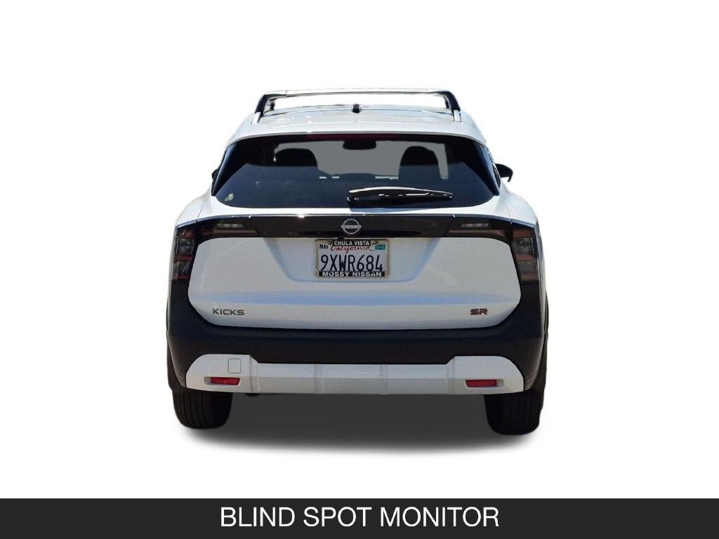 Certified 2026 Nissan Kicks SR FWD image 8