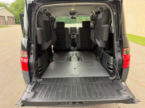 Used 2005 Honda Element EX image 30