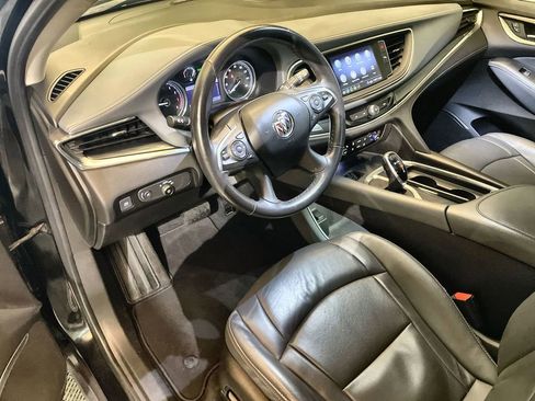 Certified 2021 Buick Enclave Essence image 10