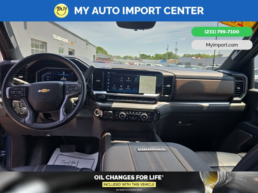 Used 2024 Chevrolet Silverado 3500 High Country w/ Technology Package AWD/4WD image 9