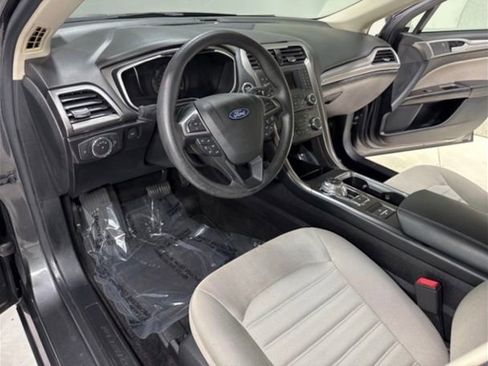 Used 2018 Ford Fusion S FWD image 10