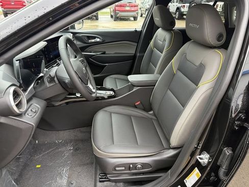 New 2026 Chevrolet Trax ACTIV w/ Driver Confidence Package FWD image 12
