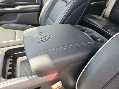 New 2026 RAM 1500 Laramie AWD/4WD image 22