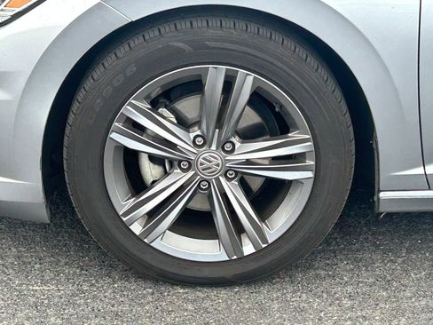 Used 2021 Volkswagen Jetta R-Line w/ R-Line Cold Weather Package FWD image 12
