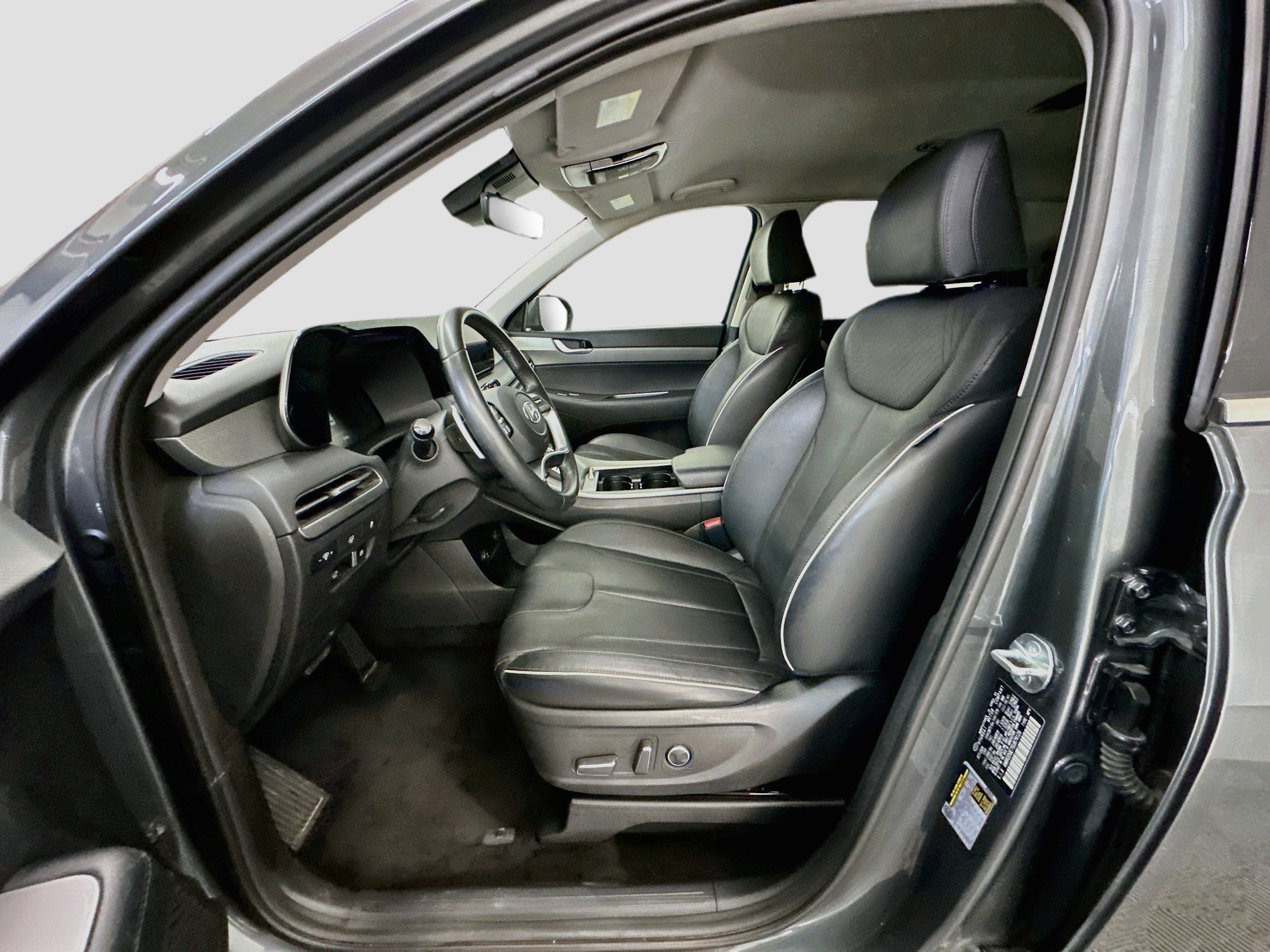 Used 2025 Hyundai Palisade SEL AWD/4WD image 13