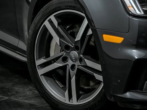 Used 2017 Audi A4 2.0T Premium Plus w/ Premium Plus Package image 3