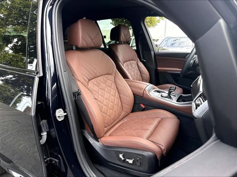 Used 2023 BMW X5 xDrive40i w/ M Sport Package AWD/4WD image 31
