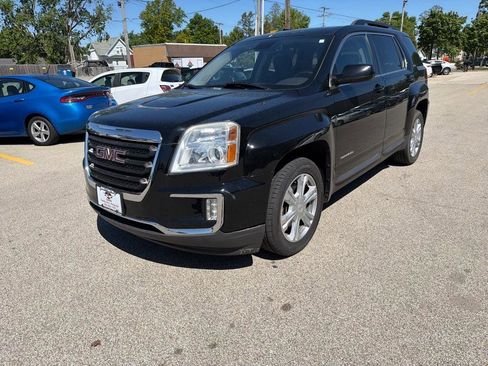 Used 2017 GMC Terrain SLE w/ Convenience Package FWD image 4