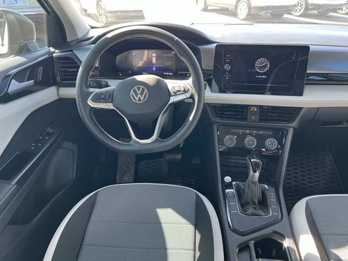 Certified 2025 Volkswagen Taos S image 5