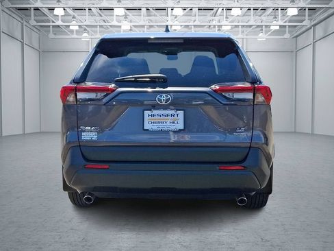 Used 2024 Toyota RAV4 LE AWD/4WD image 6