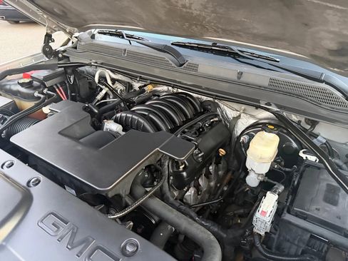 Used 2015 GMC Yukon XL SLT image 44