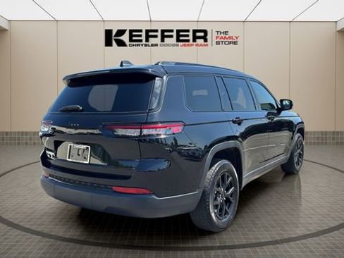Certified 2024 Jeep Grand Cherokee L Laredo AWD/4WD image 6