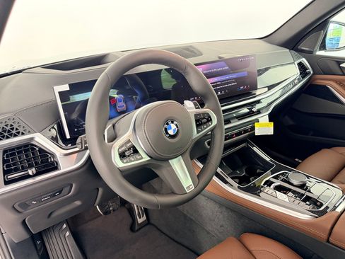 New 2026 BMW X5 xDrive40i w/ M Sport Package image 4