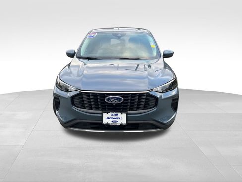 Used 2023 Ford Escape Active w/ Tech Pack #2 image 8