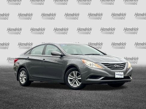 Used 2011 Hyundai Sonata GLS w/ Popular Equipment Pkg 2 FWD image 2