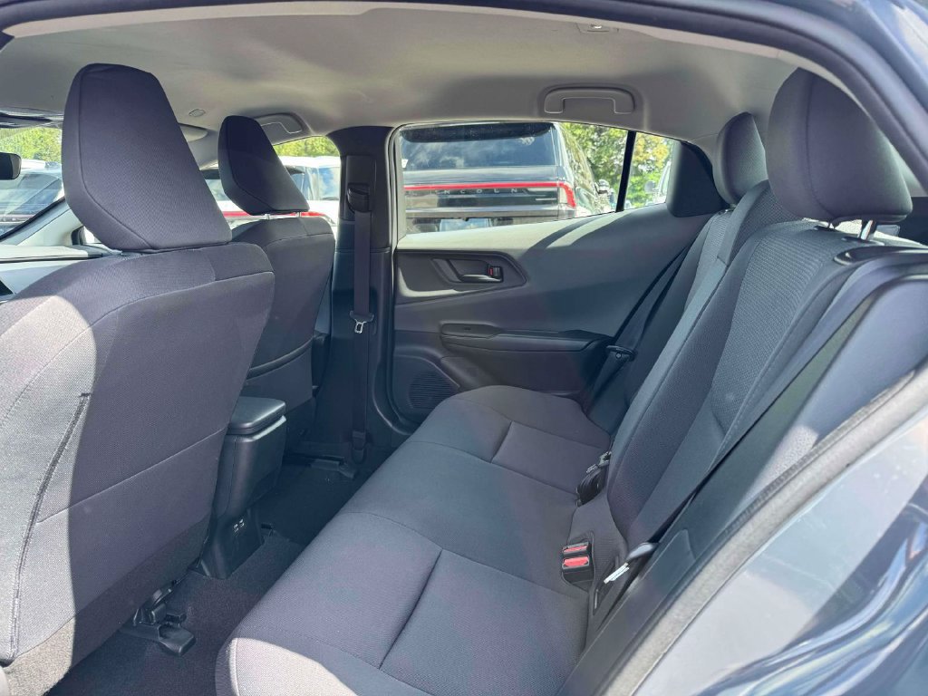 Used 2025 Toyota Prius LE FWD image 13