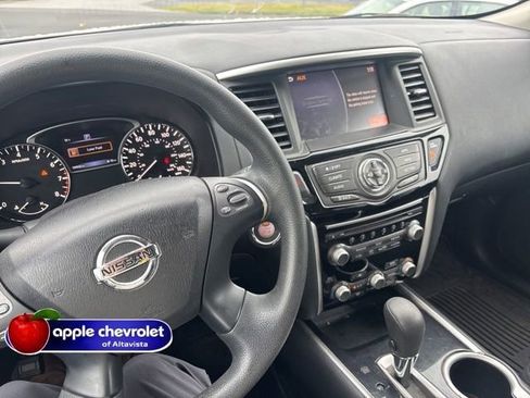 Used 2017 Nissan Pathfinder S FWD image 5