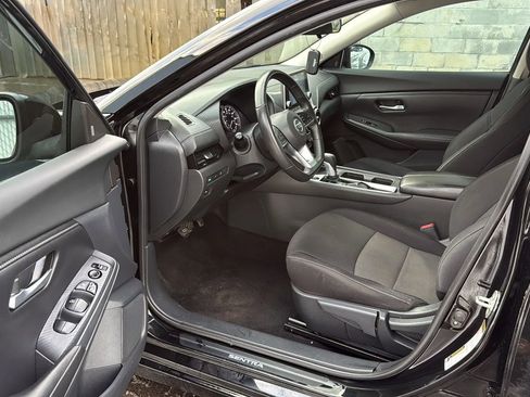 Used 2022 Nissan Sentra SV image 23