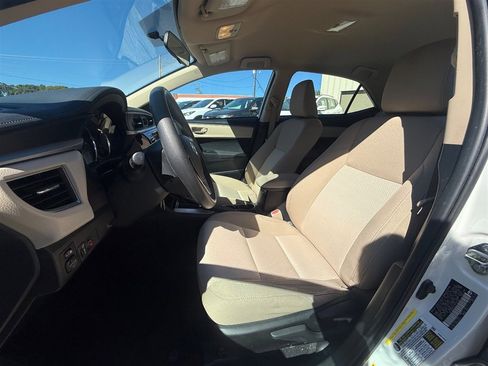 Used 2014 Toyota Corolla image 20