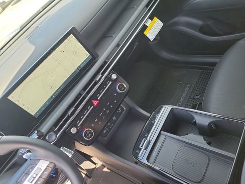 New 2025 Hyundai Tucson SEL image 25