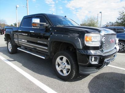 Used 2015 GMC Sierra 2500 Denali w/ Duramax Plus Package