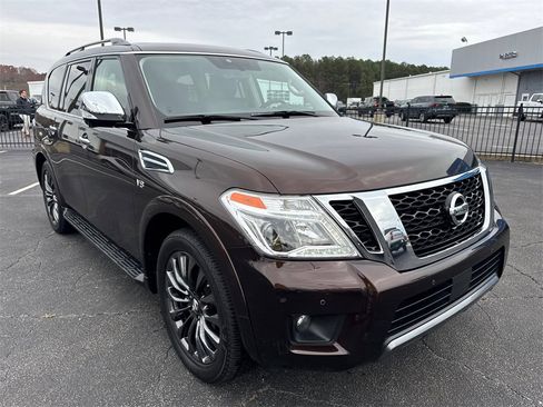 Used 2020 Nissan Armada Platinum w/ Interior Lighting Package image 4