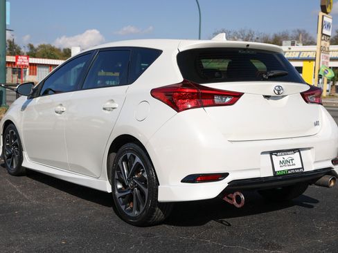 Used 2017 Toyota Corolla iM image 10