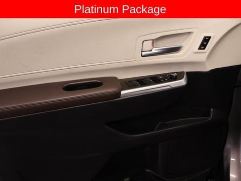 Used 2023 Toyota Sienna Platinum image 12