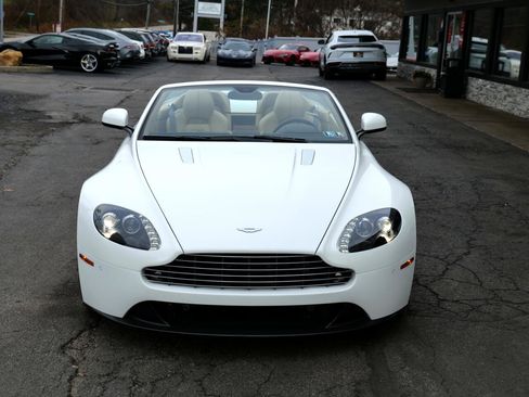 Used 2015 Aston Martin V8 Vantage S image 11