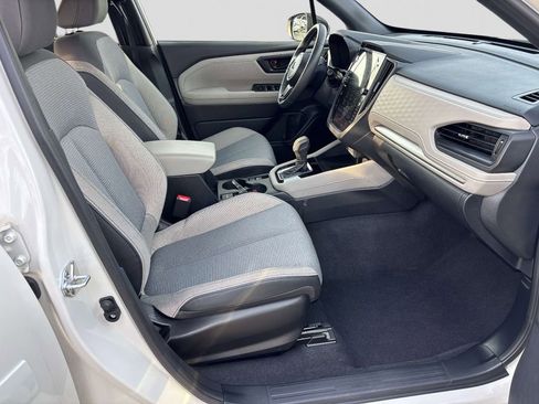 Used 2025 Subaru Forester Premium image 17