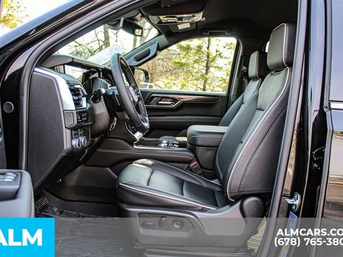 Used 2026 GMC Yukon XL Elevation image 17