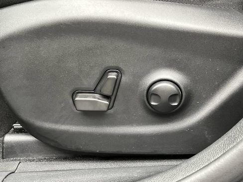 Used 2022 Jeep Cherokee Latitude Lux AWD/4WD image 10