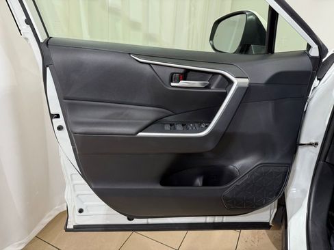 Used 2023 Toyota RAV4 XLE image 15