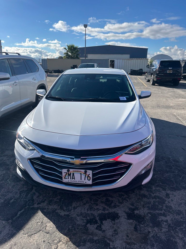 Used 2024 Chevrolet Malibu LT FWD image 1
