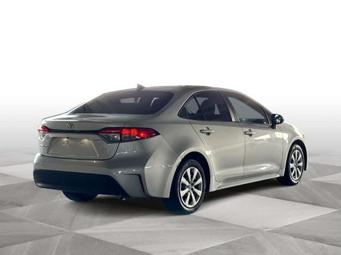 Used 2023 Toyota Corolla LE FWD image 8