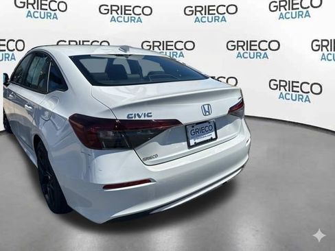Used 2025 Honda Civic Sport image 9