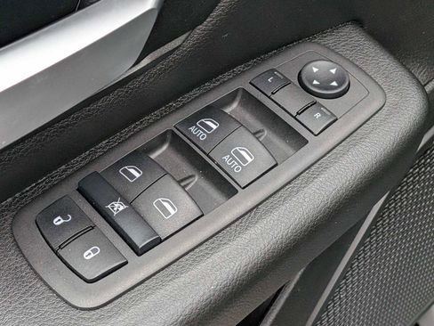 Used 2024 RAM 1500 Tradesman image 17