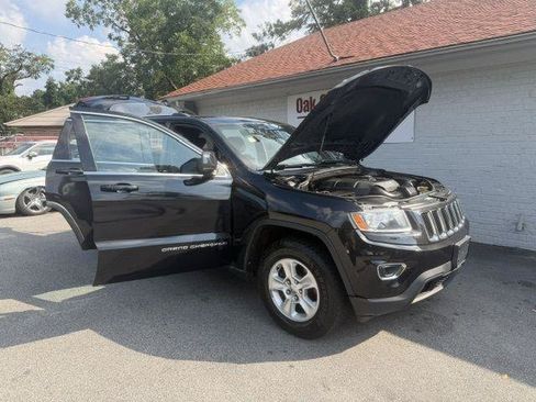 Used 2014 Jeep Grand Cherokee Laredo w/ Quick Order Package 23E AWD/4WD image 9