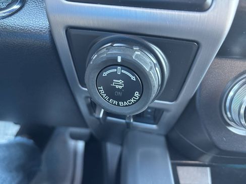 Used 2020 Ford F150 Platinum AWD/4WD image 39