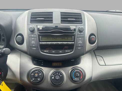 Used 2010 Toyota RAV4 2WD image 28