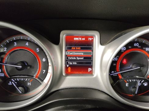 Used 2019 Dodge Journey SE w/ Connectivity Group FWD image 23
