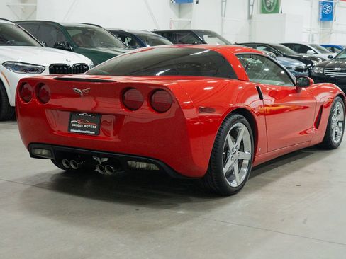 Used 2007 Chevrolet Corvette Coupe image 8